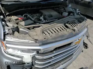 2023 Chevrolet Silverado 1500 z VIN 3GCUDJE88PG257679, wystawiony jako Copart lot #69129245 z przebiegiem 9 999 mil mil oraz Szkoda całkowita • Salvage title. Historia ofert i sprzedaży dostępna na DreamBid. Obrazek 13.