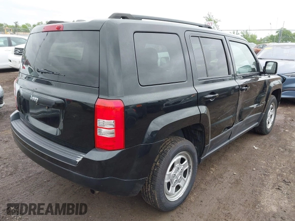 2017 Jeep Patriot Sport z VIN 1C4NJPBA2HD149046, wystawiony jako IAAI lot #42352239 z przebiegiem 146 116 mil mil oraz . Historia ofert i sprzedaży dostępna na DreamBid. Obrazek 4.
