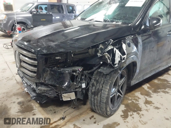 2024 Mercedes-Benz GLS 450 с VIN 4JGFF5KE8RB192411, выставлен на аукционе IAAI как лот 41408110 с пробегом 1 922 миль миль и . История ставок и продаж доступна на DreamBid. Изображение 6.