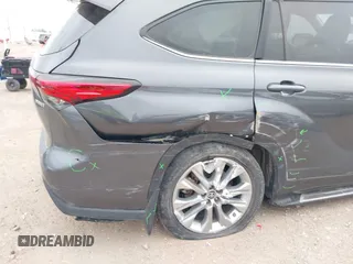2021 Toyota Highlander Hybrid Limited with VIN 5TDYARAH0MS505144, listed as a IAAI auction lot 41804501 with 40,907 mi miles and . Bid and sale history available at DreamBid. Image 17.