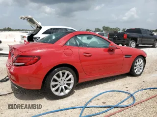 2017 Mercedes-Benz SLC 300 z VIN WDDPK3JA8HF136537, wystawiony jako Copart lot #59654803 z przebiegiem 40 503 mil mil oraz Nie do naprawy • Non repairable. Historia ofert i sprzedaży dostępna na DreamBid. Obrazek 3.