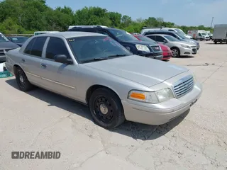 2009 Ford Police Interceptor z VIN 2FAHP71V29X102762, wystawiony jako IAAI lot #41972098 z przebiegiem 238 995 mil mil oraz . Historia ofert i sprzedaży dostępna na DreamBid. Obrazek 1.