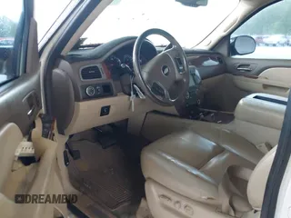 2013 Chevrolet Avalanche LTZ with VIN 3GNMCGE03DG296330, listed as a IAAI auction lot 41985209 with 265,798 mi miles and . Bid and sale history available at DreamBid. Image 5.