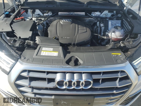 2020 Audi Q5 Premium with VIN WA1ANAFYXL2034037, listed as a Copart auction lot 63627825 with 33,874 mi miles and Salvage title. Bid and sale history available at DreamBid. Image 12.