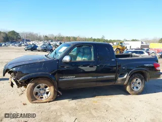 2003 Toyota Tundra SR5 with VIN 5TBRT34193S439548, listed as a IAAI auction lot 41333377 with 236,659 mi miles. Bid and sale history available at carsss.com. Image 15.