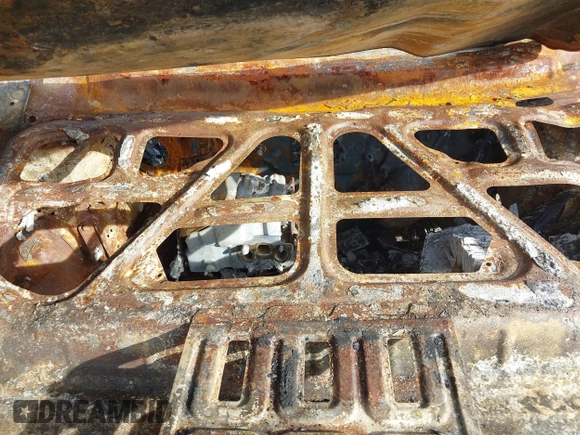 2023 GMC Acadia SLE z VIN 1GKKNRL41PZ111759, wystawiony jako IAAI lot #39384296 z przebiegiem 10 500 mil mil oraz . Historia ofert i sprzedaży dostępna na DreamBid. Obrazek 10.