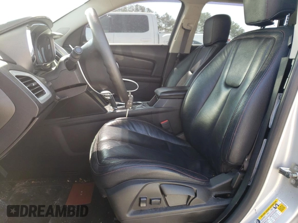 2014 GMC Terrain SLE z VIN 2GKALMEK3E6240076, wystawiony jako Copart lot #52228405 z przebiegiem 160 136 mil mil oraz Czysty tytuł • Clean title. Historia ofert i sprzedaży dostępna na DreamBid. Obrazek 7.