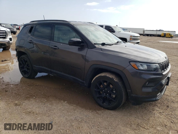 2023 Jeep Compass Altitude z VIN 3C4NJDBN9PT539846, wystawiony jako Copart lot #53848805 z przebiegiem 11 380 mil mil oraz Szkoda całkowita • Salvage title. Historia ofert i sprzedaży dostępna na DreamBid. Obrazek 4.