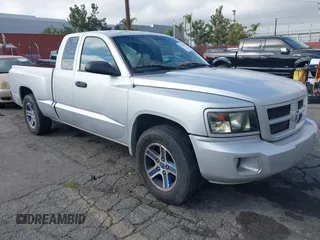 2011 Ram Dakota Bighorn/Lonestar with VIN 1D7RE3BK6BS636282, listed as a IAAI auction lot 41514885 with 295,847 mi miles. Bid and sale history available at carsss.com. Image 1.