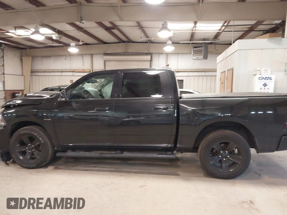 2017 Ram 1500 Night z VIN 1C6RR7MT0HS831726, wystawiony jako IAAI lot #41642459 z przebiegiem 90 423 mil mil oraz . Historia ofert i sprzedaży dostępna na DreamBid. Obrazek 14.