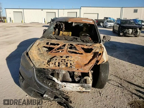 2015 Mazda CX-5 Touring with VIN JM3KE4CY4F0432335, listed as a Copart auction lot 83258294 with 0 mi miles and Non Repairable. Bid and sale history available at carsss.com. Image 12.
