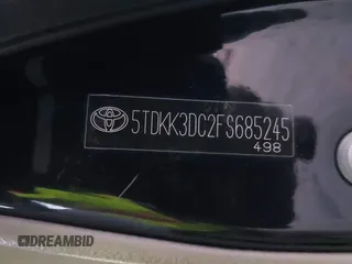 2015 Toyota Sienna LE AAS with VIN 5TDKK3DC2FS685245, listed as a IAAI auction lot 41849185 with 141,545 mi miles. Bid and sale history available at carsss.com. Image 9.