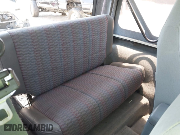 1998 Jeep Wrangler Sport с VIN 1J4FY19S2WP721248, выставлен на аукционе IAAI как лот 42553613 с пробегом 186 494 миль миль и . История ставок и продаж доступна на DreamBid. Изображение 8.