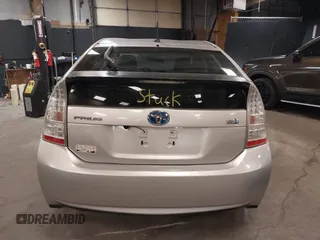 2010 Toyota Prius II z VIN JTDKN3DU1A5159638, wystawiony jako IAAI lot #42253833 z przebiegiem 187 646 mil mil oraz . Historia ofert i sprzedaży dostępna na DreamBid. Obrazek 16.