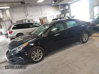 2016 Hyundai Sonata SE z VIN 5NPE24AF5GH260658, wystawiony jako IAAI lot #41884896 z przebiegiem 127 645 mil mil oraz . Historia ofert i sprzedaży dostępna na DreamBid. Obrazek 2.
