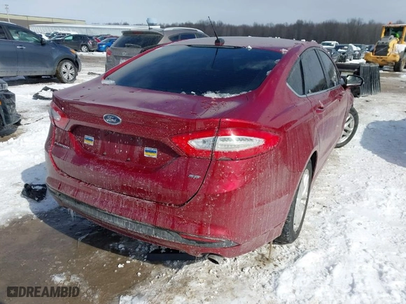 2016 Ford Fusion SE with VIN 3FA6P0H70GR152545, listed as a IAAI auction lot 41640137 with 180,634 mi miles. Bid and sale history available at carsss.com. Image 4.
