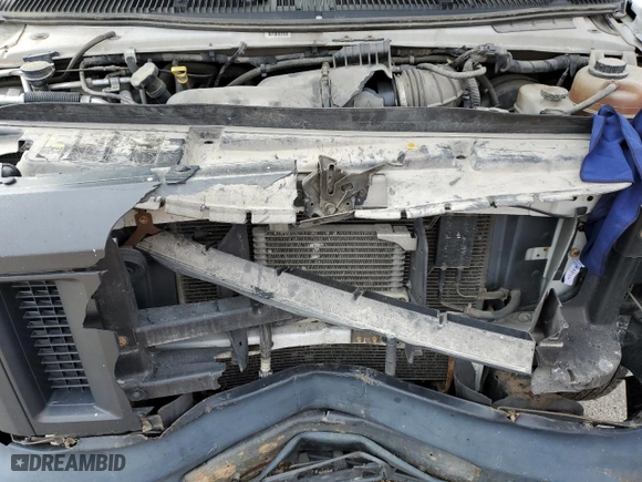 2014 Ford Econoline Wagon XL with VIN 1FBNE3BL1EDB20488, listed as a Copart auction lot 43777575 with 72,101 mi miles and Salvage Title. Bid and sale history available at carsss.com. Image 12.