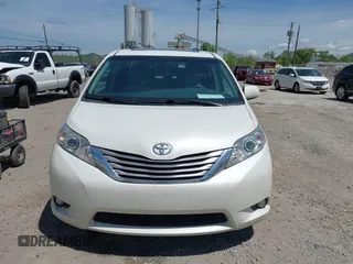 2017 Toyota Sienna XLE Auto Access Seat с VIN 5TDYZ3DC9HS889730, выставлен на аукционе IAAI как лот 42171616 с пробегом 92 822 миль миль и . История ставок и продаж доступна на DreamBid. Изображение 12.