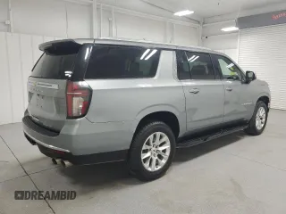 2023 Chevrolet Suburban Premier z VIN 1GNSCFKD9PR327710, wystawiony jako Copart lot #66029945 z przebiegiem 33 088 mil mil oraz Czysty tytuł • Clean title. Historia ofert i sprzedaży dostępna na DreamBid. Obrazek 3.