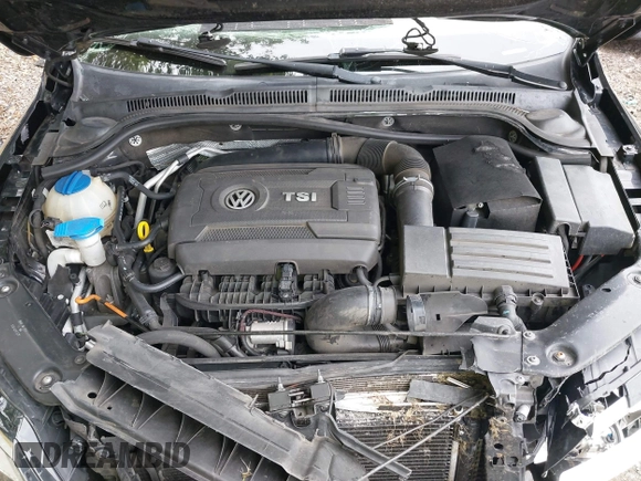 2014 Volkswagen Jetta SE z VIN 3VWD17AJ2EM273523, wystawiony jako IAAI lot #42360638 z przebiegiem 124 583 mil mil oraz . Historia ofert i sprzedaży dostępna na DreamBid. Obrazek 10.