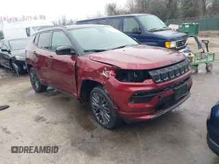 2022 Jeep Compass High Altitude with VIN 3C4NJDCB8NT157535, listed as a IAAI auction lot 41752395 with 30,464 mi miles and . Bid and sale history available at DreamBid. Image 1.