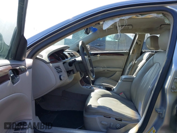 2007 Buick Lucerne V6 CXL with VIN 1G4HD57277U148897, listed as a IAAI auction lot 41743649 with 240,414 mi miles. Bid and sale history available at carsss.com. Image 5.