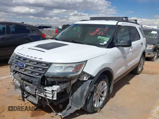 2016 Ford Explorer z VIN 1FM5K7BH7GGB41396, wystawiony jako IAAI lot #42210413 z przebiegiem 94 457 mil mil oraz . Historia ofert i sprzedaży dostępna na DreamBid. Obrazek 2.
