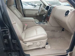2009 Ford Explorer Eddie Bauer with VIN 1FMEU74E69UA32008, listed as a IAAI auction lot 42080223 with 122,126 mi miles and . Bid and sale history available at DreamBid. Image 5.