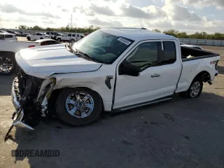 2021 Ford F-150 XL z VIN 1FTFX1E83MKE43473, wystawiony jako Copart lot #80353834 z przebiegiem Nie podano mil oraz Szkoda całkowita • Salvage title. Historia ofert i sprzedaży dostępna na DreamBid. Obrazek 1.