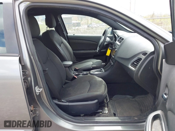 2012 Dodge Avenger SE with VIN 1C3CDZAB8CN322466, listed as a IAAI auction lot 42054458 with 118,098 mi miles and . Bid and sale history available at carsss.com. Image 5.