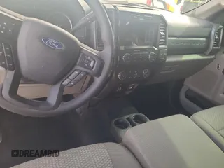 2019 Ford F-250 XL z VIN 1FT7W2B6XKED67455, wystawiony jako Copart lot #63690135 z przebiegiem 10 mil mil oraz Czysty tytuł • Clean title. Historia ofert i sprzedaży dostępna na DreamBid. Obrazek 9.
