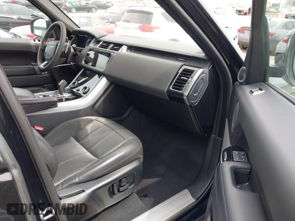 2020 Land Rover Range Rover Sport HST z VIN SALWS2RUXLA885448, wystawiony jako IAAI lot #42363082 z przebiegiem 60 659 mil mil oraz . Historia ofert i sprzedaży dostępna na DreamBid. Obrazek 5.