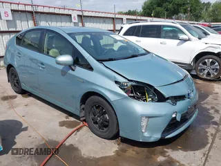 2013 Toyota Prius One z VIN JTDKN3DU2D5620821, wystawiony jako IAAI lot #41995322 z przebiegiem 117 993 mil mil oraz . Historia ofert i sprzedaży dostępna na DreamBid. Obrazek 1.