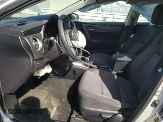 2019 Toyota Corolla L z VIN 2T1BURHE5KC219319, wystawiony jako Copart lot #54297135 z przebiegiem 68 876 mil mil oraz Szkoda całkowita • Salvage title. Historia ofert i sprzedaży dostępna na DreamBid. Obrazek 7.