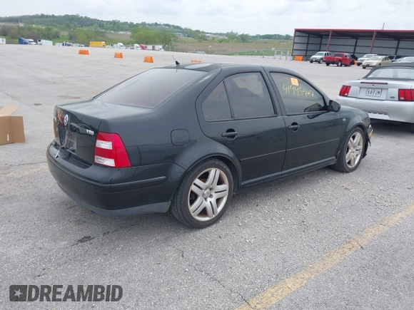 2002 Volkswagen Jetta с VIN 3VWTG69M22M042474, выставлен на аукционе IAAI как лот 41995907 с пробегом Не указан миль и . История ставок и продаж доступна на DreamBid. Изображение 4.