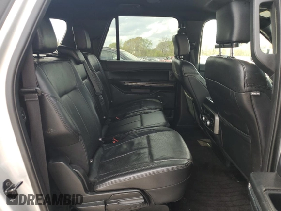 2018 Ford Expedition Max XLT z VIN 1FMJK1HT7JEA07174, wystawiony jako Copart lot #51689855 z przebiegiem 153 108 mil mil oraz Szkoda całkowita • Salvage title. Historia ofert i sprzedaży dostępna na DreamBid. Obrazek 12.
