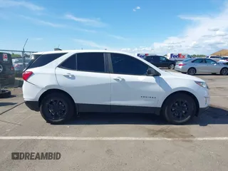 2021 Chevrolet Equinox LS z VIN 3GNAXHEV1MS139594, wystawiony jako IAAI lot #42249614 z przebiegiem 81 414 mil mil oraz . Historia ofert i sprzedaży dostępna na DreamBid. Obrazek 13.