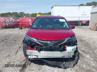 2025 Toyota Sienna XLE with VIN 5TDYRKEC7SS236507, listed as a IAAI auction lot 41635251 with 2,422 mi miles and . Bid and sale history available at DreamBid. Image 13.