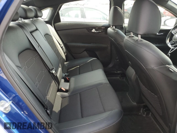 2021 Kia Forte GT-Line z VIN 3KPF34AD2ME285923, wystawiony jako Copart lot #53940165 z przebiegiem 103 038 mil mil oraz Szkoda całkowita • Salvage title. Historia ofert i sprzedaży dostępna na DreamBid. Obrazek 10.