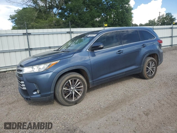2017 Toyota Highlander XLE with VIN 5TDKZRFH4HS215440, listed as a Copart auction lot 61373345 with 171,924 mi miles and Clean title. Bid and sale history available at DreamBid. Image 1.
