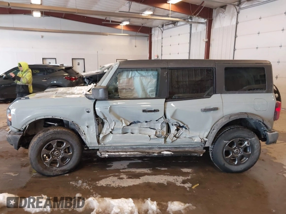 2023 Ford Bronco with VIN 1FMEE5BPXPLB61295, listed as a IAAI auction lot 41623328 with 24,599 mi miles. Bid and sale history available at carsss.com. Image 14.