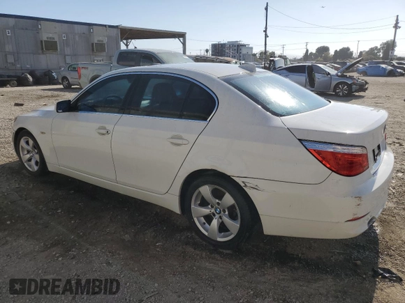 2008 BMW 5 Series z VIN WBAN453588CT16817, wystawiony jako Copart lot #54245065 z przebiegiem 103 603 mil mil oraz Czysty tytuł • Clean title. Historia ofert i sprzedaży dostępna na DreamBid. Obrazek 2.