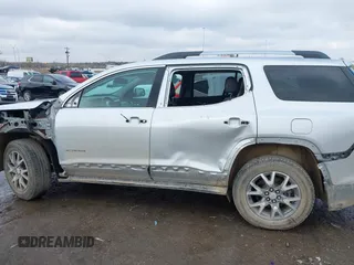 2020 GMC Acadia SLT with VIN 1GKKNULS5LZ110321, listed as a IAAI auction lot 41441439 with 116,507 mi miles and . Bid and sale history available at DreamBid. Image 15.