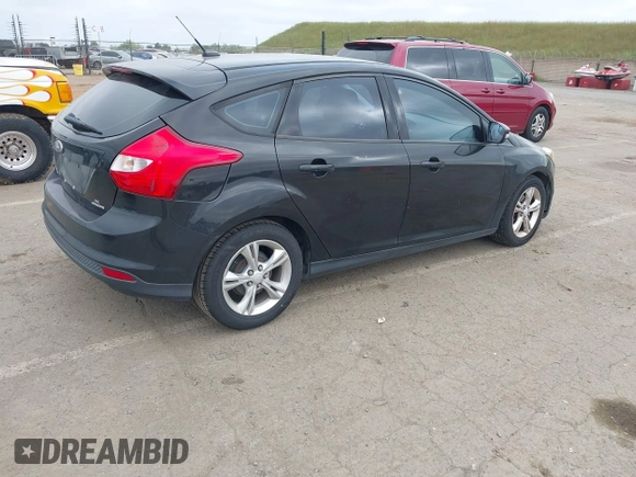 2013 Ford Focus SE with VIN 1FADP3K2XDL247582, listed as a IAAI auction lot 42083081 with 195,688 mi miles. Bid and sale history available at carsss.com. Image 4.
