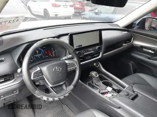 2024 Toyota Highlander XLE with VIN 5TDAAAA59RS007427, listed as a IAAI auction lot 42272224 with 14,260 mi miles and . Bid and sale history available at DreamBid. Image 20.