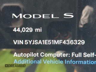 2021 Tesla Model S Long Range z VIN 5YJSA1E51MF436329, wystawiony jako IAAI lot #41918018 z przebiegiem 44 029 mil mil oraz . Historia ofert i sprzedaży dostępna na DreamBid. Obrazek 7.