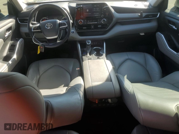 2022 Toyota Highlander XLE z VIN 5TDGZRBH8NS225766, wystawiony jako Copart lot #52007235 z przebiegiem 88 505 mil mil oraz Czysty tytuł • Clean title. Historia ofert i sprzedaży dostępna na DreamBid. Obrazek 8.