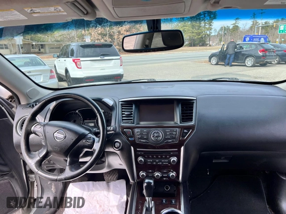 2015 Nissan Pathfinder Platinum with VIN 5N1AR2MMXFC627519, listed as a Copart auction lot 50955015 with 176,646 mi miles and Clean title. Bid and sale history available at DreamBid. Image 9.