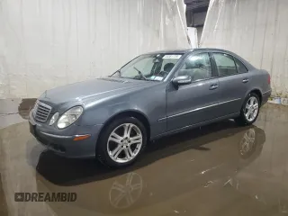 2006 Mercedes-Benz E-Class 3.5L with VIN WDBUF87J56X201792, listed as a Copart auction lot 44381735 with 118,769 mi miles and Salvage Title. Bid and sale history available at carsss.com. Image 1.