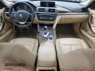 2014 BMW 3 Series 328d xDrive z VIN WBA3D5C53EKX96757, wystawiony jako Copart lot #59749185 z przebiegiem 208 197 mil mil oraz Czysty tytuł • Clean title. Historia ofert i sprzedaży dostępna na DreamBid. Obrazek 8.